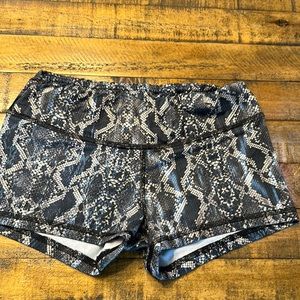 Fleo snakeskin booty shorts size s  GUC